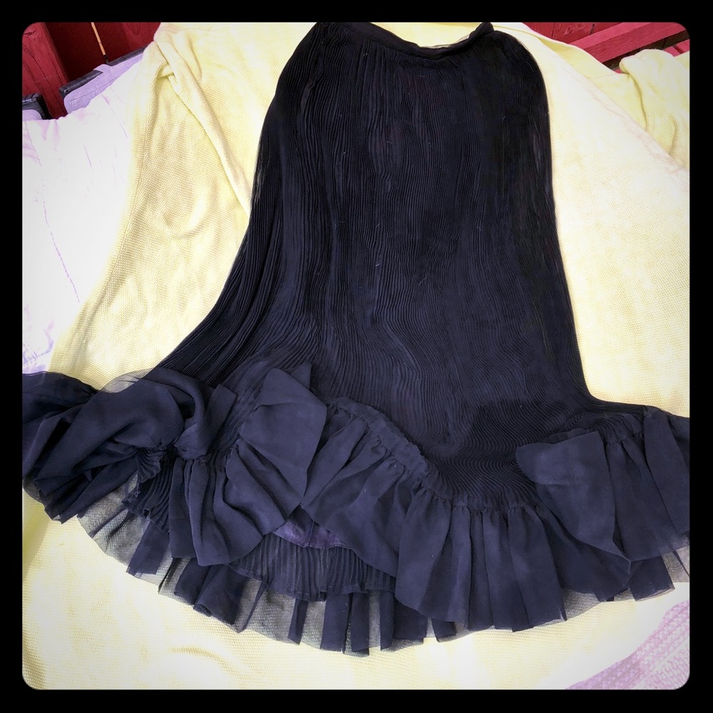 Antique crepe long black ruffled skirt